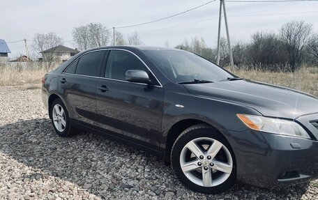 Toyota Camry, 2008 год, 900 000 рублей, 7 фотография