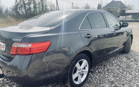 Toyota Camry, 2008 год, 900 000 рублей, 10 фотография