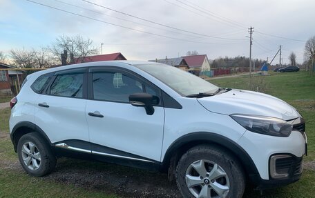 Renault Kaptur I рестайлинг, 2017 год, 1 390 000 рублей, 17 фотография