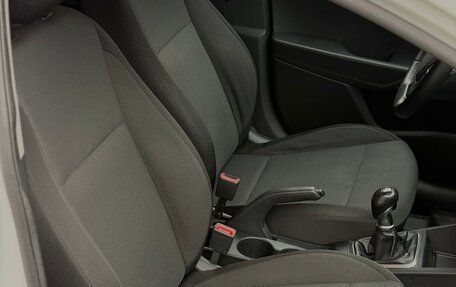 Hyundai Solaris II рестайлинг, 2017 год, 890 000 рублей, 22 фотография