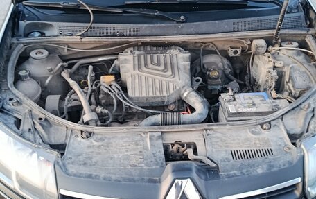 Renault Logan II, 2015 год, 420 000 рублей, 10 фотография