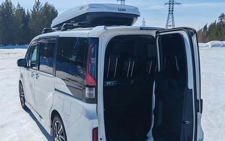 Honda Stepwgn IV, 2017 год, 3 000 000 рублей, 9 фотография