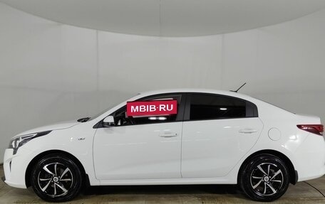 KIA Rio IV, 2022 год, 1 799 000 рублей, 4 фотография