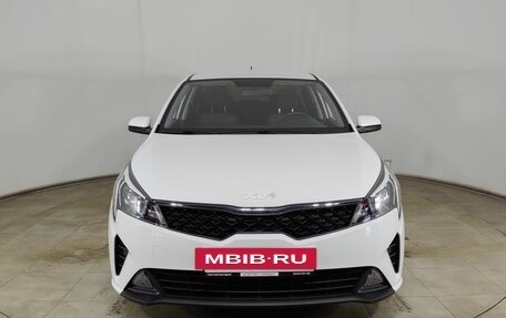 KIA Rio IV, 2022 год, 1 799 000 рублей, 2 фотография