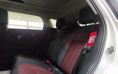 Land Rover Range Rover Evoque II, 2025 год, 6 050 000 рублей, 9 фотография