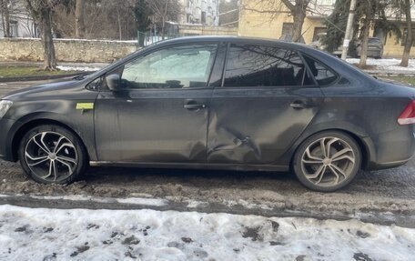 Volkswagen Polo VI (EU Market), 2012 год, 500 000 рублей, 2 фотография