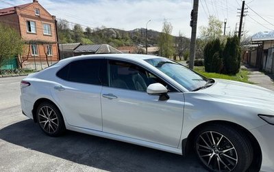 Toyota Camry, 2018 год, 2 500 000 рублей, 1 фотография