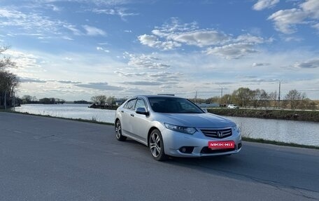 Honda Accord VIII рестайлинг, 2011 год, 990 000 рублей, 1 фотография