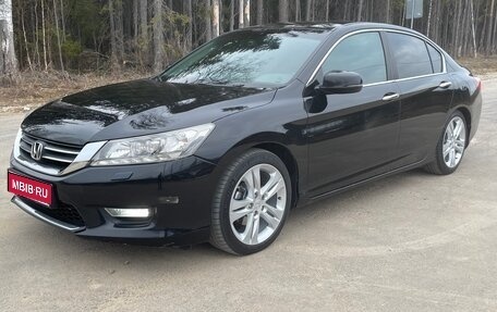 Honda Accord IX рестайлинг, 2013 год, 1 405 000 рублей, 1 фотография