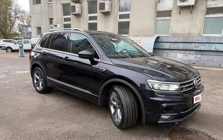 Volkswagen Tiguan II, 2019 год, 3 100 000 рублей, 3 фотография