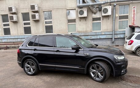 Volkswagen Tiguan II, 2019 год, 3 100 000 рублей, 4 фотография