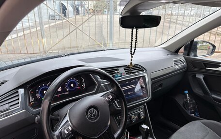 Volkswagen Tiguan II, 2019 год, 3 100 000 рублей, 11 фотография