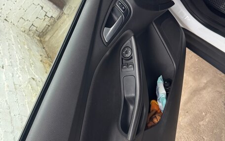 Ford Focus III, 2016 год, 1 300 000 рублей, 2 фотография