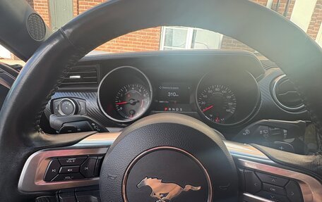 Ford Mustang VI рестайлинг, 2017 год, 2 560 000 рублей, 5 фотография