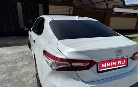 Toyota Camry, 2018 год, 2 500 000 рублей, 7 фотография