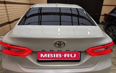 Toyota Camry, 2018 год, 2 500 000 рублей, 21 фотография