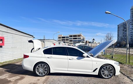 BMW 5 серия, 2019 год, 4 900 000 рублей, 21 фотография