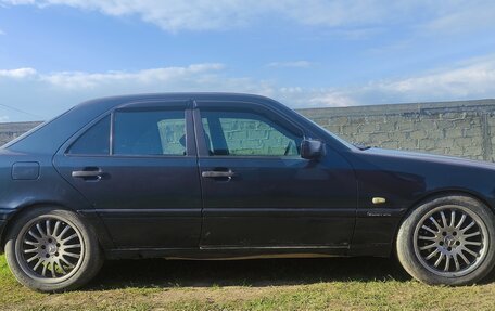 Mercedes-Benz C-Класс, 1997 год, 270 000 рублей, 3 фотография