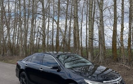 Toyota Camry, 2017 год, 1 850 000 рублей, 3 фотография