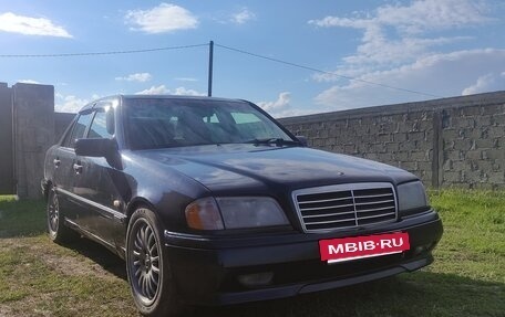 Mercedes-Benz C-Класс, 1997 год, 270 000 рублей, 2 фотография