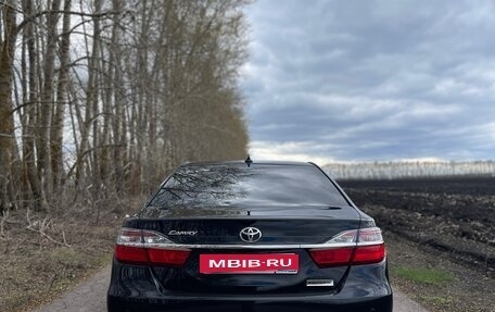 Toyota Camry, 2017 год, 1 850 000 рублей, 5 фотография