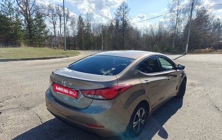 Hyundai Elantra V, 2014 год, 900 000 рублей, 6 фотография