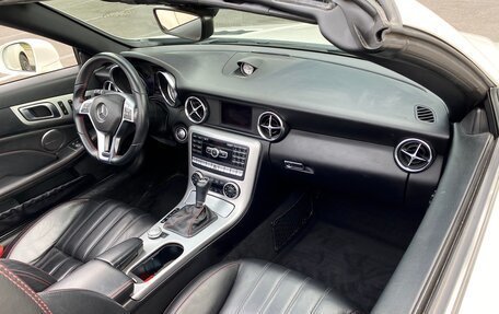 Mercedes-Benz SLK-Класс, 2014 год, 2 750 000 рублей, 22 фотография