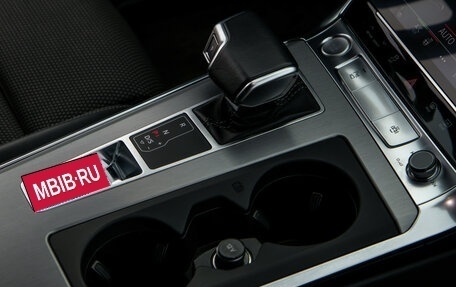 Audi A6, 2019 год, 3 798 000 рублей, 14 фотография