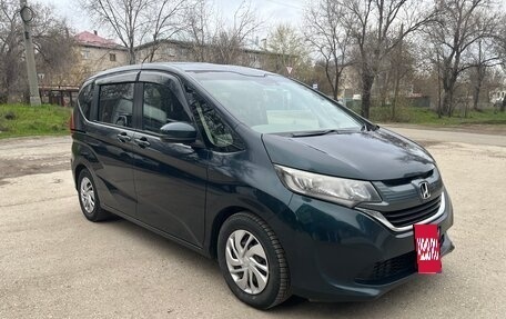 Honda Freed II, 2019 год, 1 700 000 рублей, 2 фотография