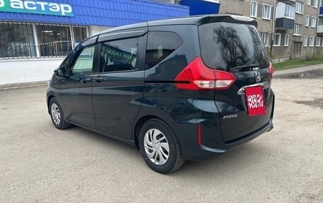 Honda Freed II, 2019 год, 1 700 000 рублей, 5 фотография