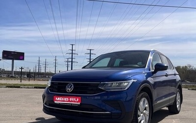 Volkswagen Tiguan II, 2021 год, 4 000 000 рублей, 1 фотография