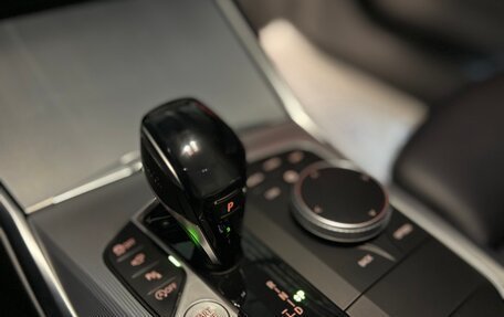 BMW 3 серия, 2021 год, 4 300 000 рублей, 19 фотография