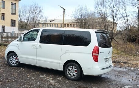 Hyundai Grand Starex Grand Starex I рестайлинг 2, 2011 год, 1 400 000 рублей, 12 фотография