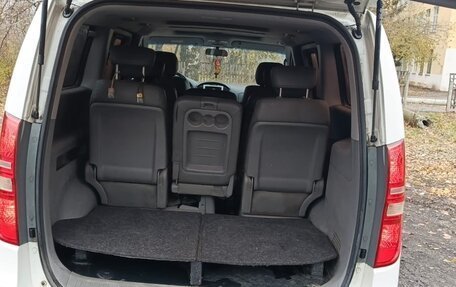 Hyundai Grand Starex Grand Starex I рестайлинг 2, 2011 год, 1 400 000 рублей, 10 фотография