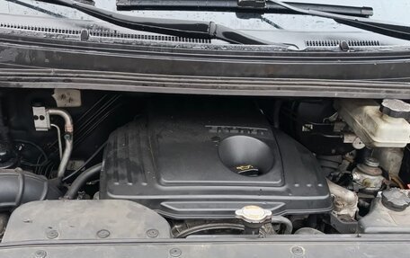 Hyundai Grand Starex Grand Starex I рестайлинг 2, 2011 год, 1 400 000 рублей, 18 фотография