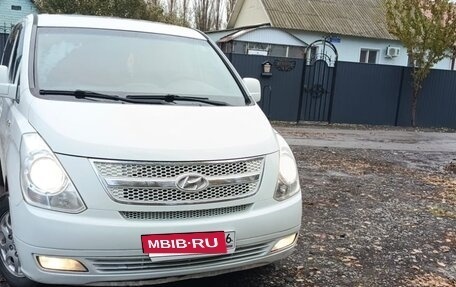 Hyundai Grand Starex Grand Starex I рестайлинг 2, 2011 год, 1 400 000 рублей, 14 фотография