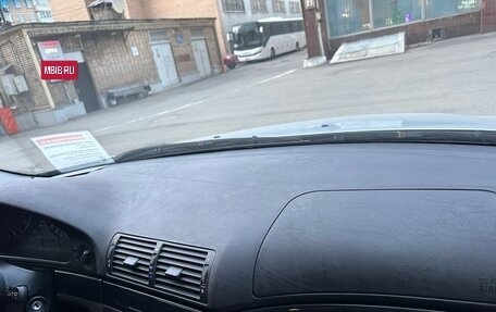 BMW 5 серия, 1997 год, 1 500 000 рублей, 14 фотография