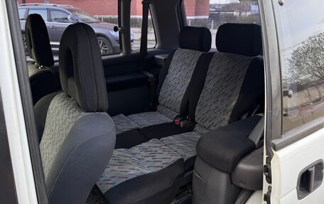 Mitsubishi RVR III рестайлинг, 1997 год, 230 000 рублей, 13 фотография