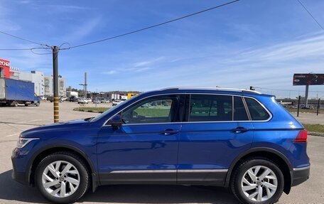 Volkswagen Tiguan II, 2021 год, 4 000 000 рублей, 10 фотография