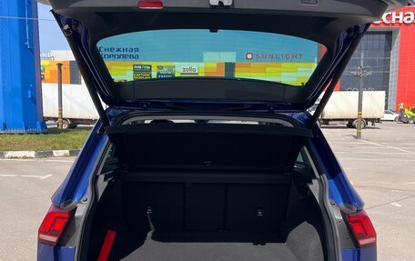 Volkswagen Tiguan II, 2021 год, 4 000 000 рублей, 11 фотография