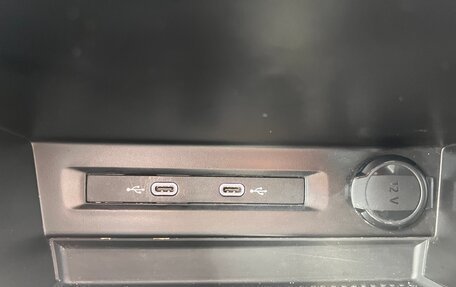 Volkswagen Tiguan II, 2021 год, 4 000 000 рублей, 35 фотография