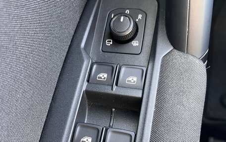 Volkswagen Tiguan II, 2021 год, 4 000 000 рублей, 37 фотография