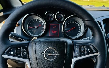 Opel Astra J, 2013 год, 785 000 рублей, 24 фотография