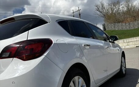 Opel Astra J, 2013 год, 785 000 рублей, 31 фотография