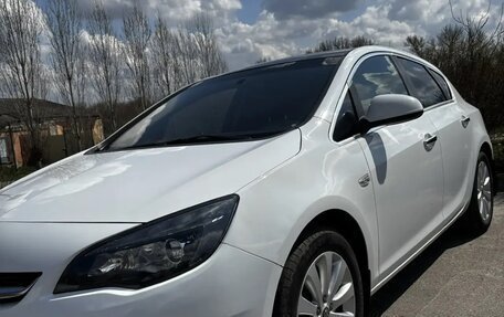 Opel Astra J, 2013 год, 785 000 рублей, 32 фотография