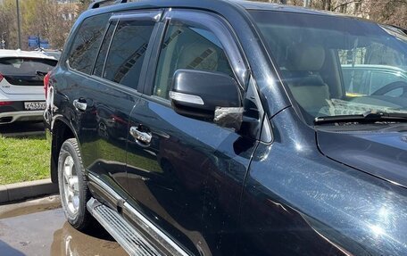 Toyota Land Cruiser 200, 2012 год, 3 200 000 рублей, 2 фотография