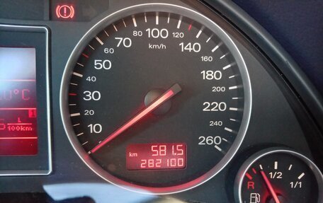 Audi A4, 2003 год, 800 000 рублей, 10 фотография