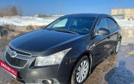 Chevrolet Cruze II, 2012 год, 650 000 рублей, 3 фотография