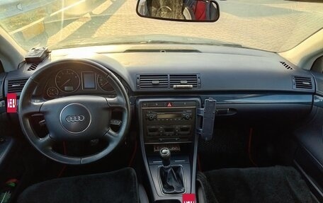 Audi A4, 2003 год, 800 000 рублей, 11 фотография