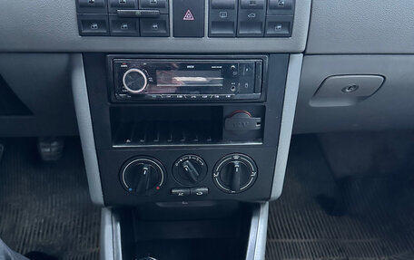 Volkswagen Pointer, 2005 год, 295 000 рублей, 10 фотография
